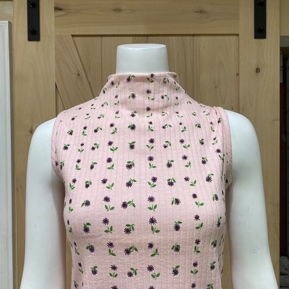Vintage Pink Flower Sleeveless Mock Neck Ribbed Top - Picture 11 of 12